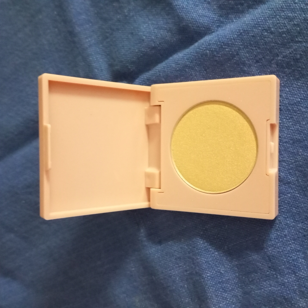 ⚡3/12⚡NEW MOTD Highlighter mini in Lucid Moon